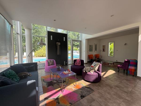 MAISON ARCHITECTE AVEC PISCINE ET GARAGE