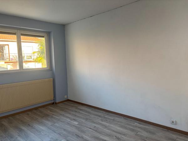 MAISON RENOVEE 5 PIECES AVEC 753 M² TERRAIN COUTHENANS