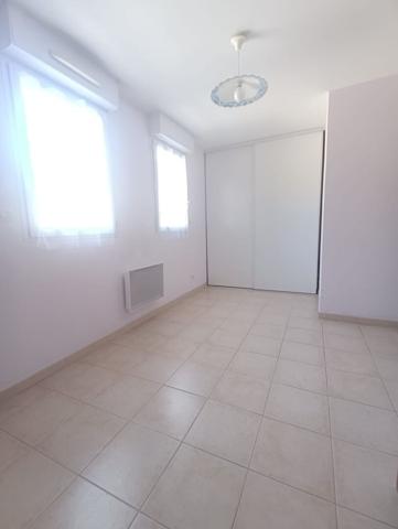 Frontignan (centre ville) Appartement T4 de 76M² avec terrasse et garage