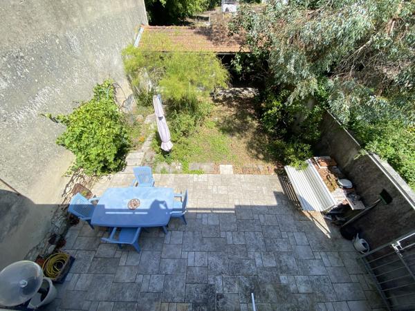 LA TESTE DE BUCH Centre ! Maison 4P de 126 m2, annexe 10 m2, jardin, 2 terrasses, carport !