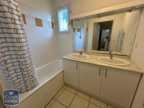 Appartement à louer 3 pièces 49.95m² Villeneuve-sur-Lot (47300)