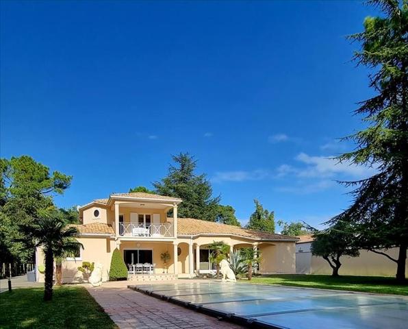 Maison à vendre |  La Tremblade |  9 pièces | 265 m²