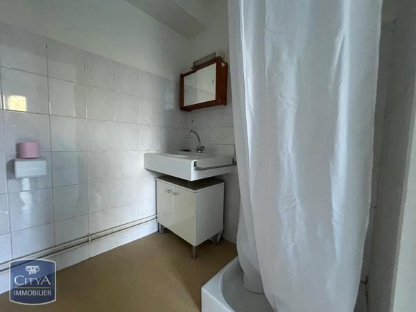 Appartement à louer 1 pièce 20.05m² Poitiers (86000)