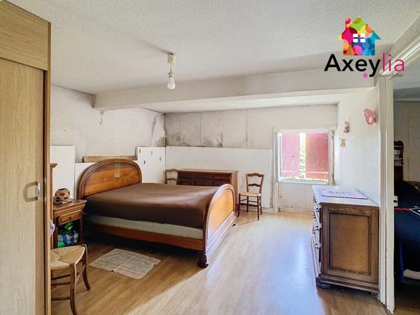 La Pacaudière (42310) A VENDRE - LA PACAUDIÈRE - MAISON À RÉNOVER SUR TERRAIN DE 1345 M2