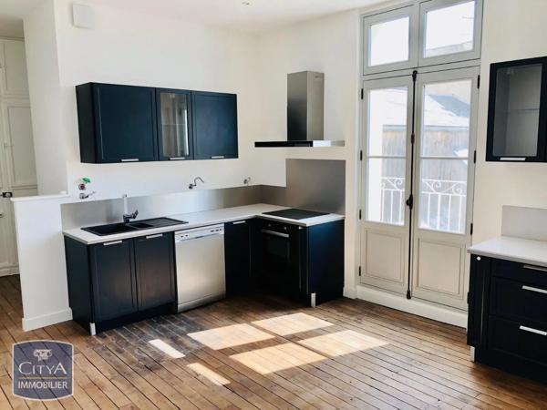 Appartement à louer 3 pièces 65.55m² Poitiers (86000)