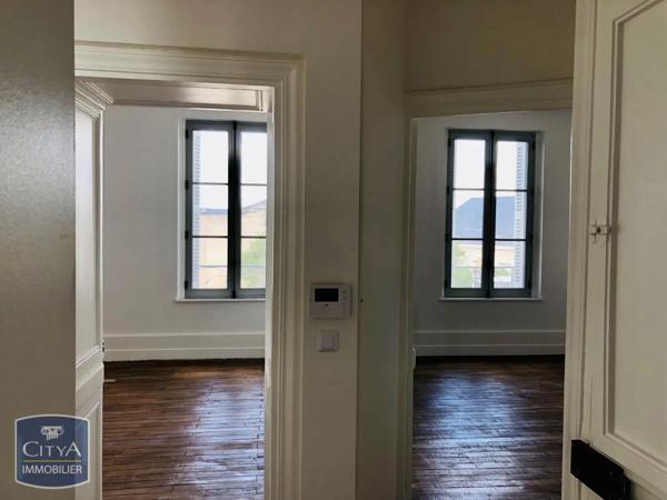 Appartement à louer 3 pièces 65.55m² Poitiers (86000)