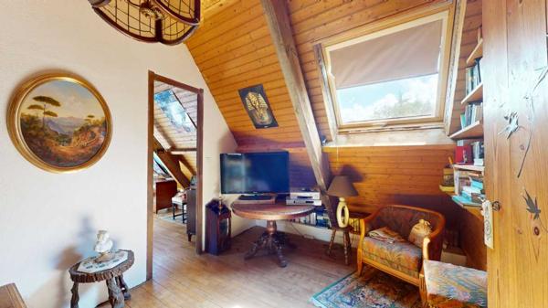 Maison ancienne - Montignac-lascaux En Périgord Noir, maison en pierre de 180 m² avec jardin au Lardin-Saint-Lazare.
