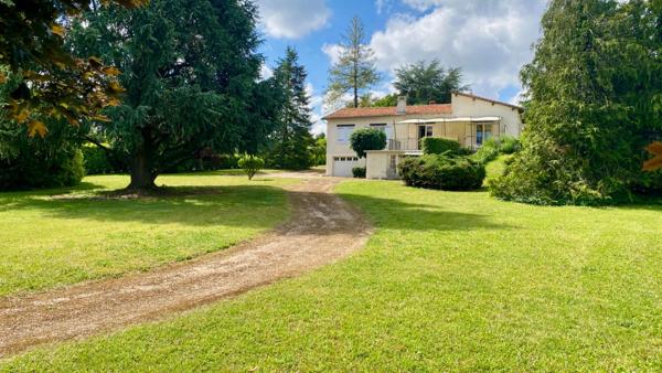 Maison 120 m2 à 15 mn du centre ville de Niort