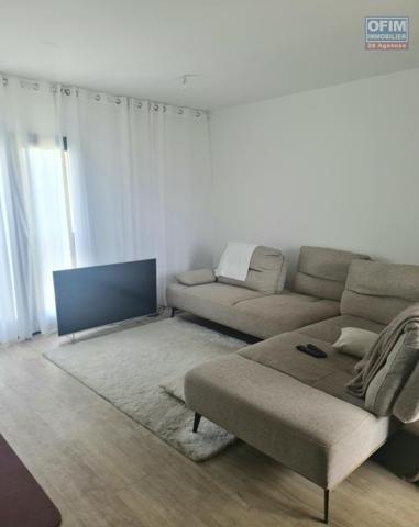 A vendre bel appartement T3 (investissement locatif) de 79m2 avec parking Résidence Kaloupilé à Beauséjour