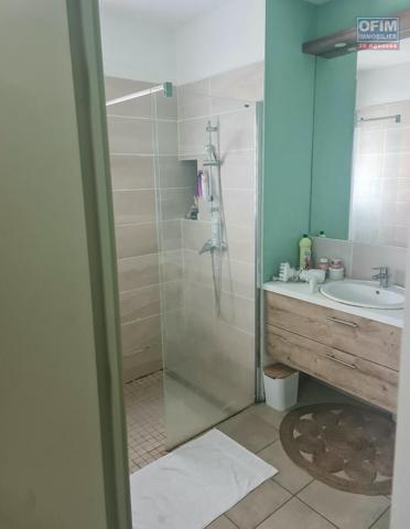 A vendre bel appartement T3 (investissement locatif) de 79m2 avec parking Résidence Kaloupilé à Beauséjour