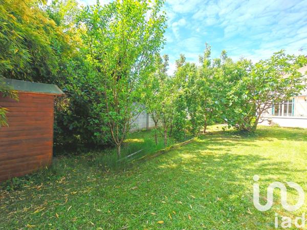 House for sale 8 rooms 204 m² Villemoisson-sur-Orge