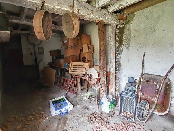 Maison à vendre    1 pièce •  Selles-sur-Cher