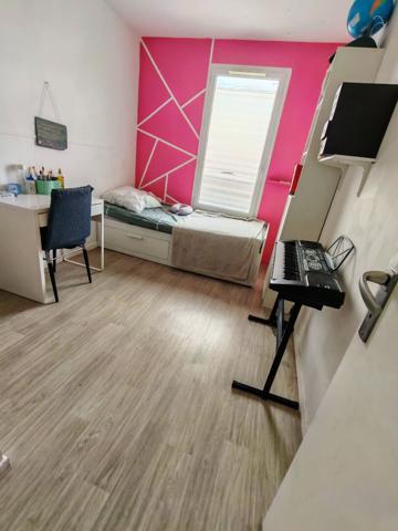 Appartement Corbeil Essonnes 4 pièce(s) 82.6 m2