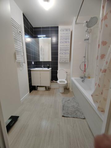 Appartement Corbeil Essonnes 4 pièce(s) 82.6 m2