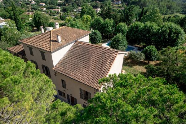 Immobilier Flayosc (83780) – Propriété 420m2 – 799 000 €