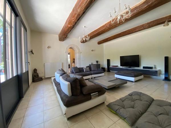 Immobilier Flayosc (83780) – Propriété 420m2 – 799 000 €