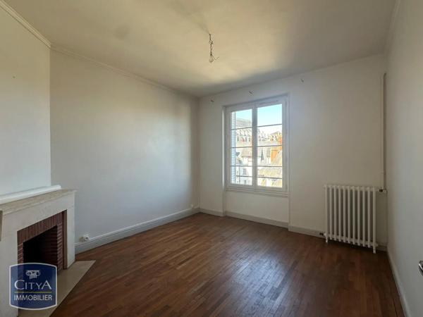 Appartement à louer 3 pièces 102.7m²