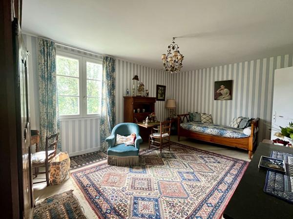 Maison Rochecorbon 7 pièce(s) 240 m2