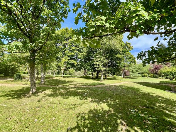 Maison Rochecorbon 7 pièce(s) 240 m2