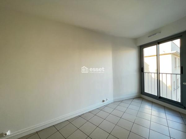 Location Studio 17 m² - Paris 75013