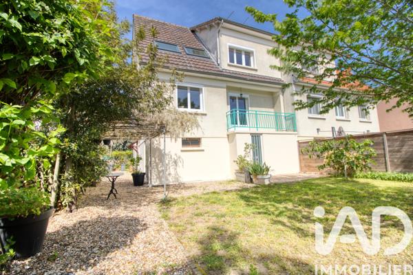 Maison à vendre 5 pièces 103 m² Aubergenville