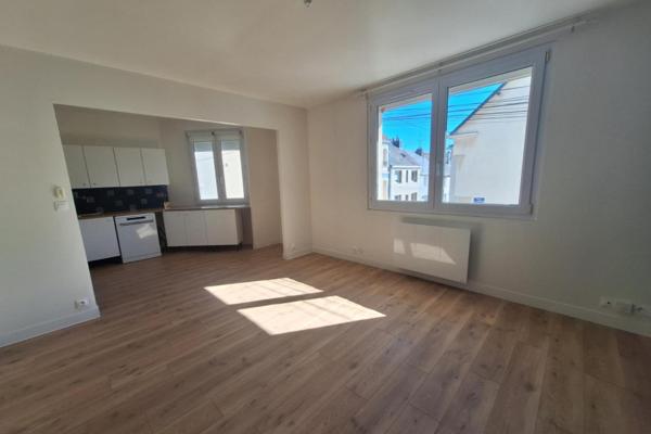 Louer appartement 4 pièces de 77 m²