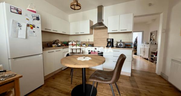 À vendre Maison 5 pièces 90 m² - Saint Geniez D'olt Et D'aubrac 12130