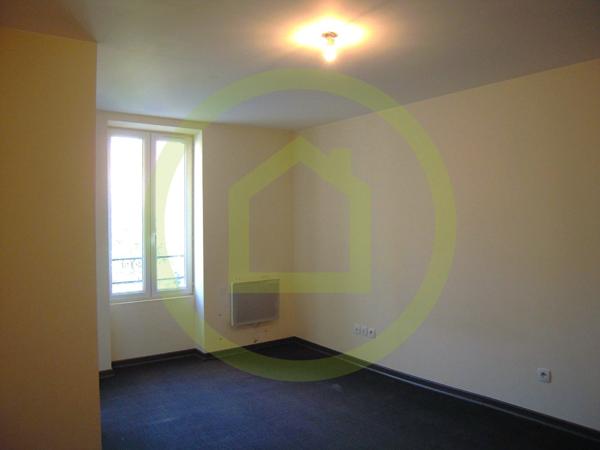 Immeuble à ROMANS SUR ISERE (26100)