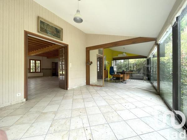 Maison à vendre 12 pièces 630 m² Rue