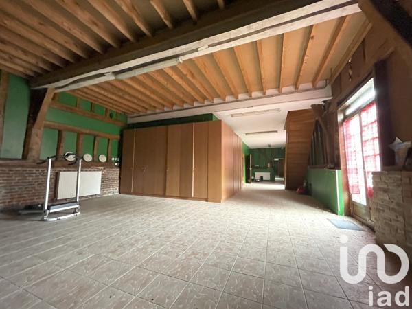 Maison à vendre 12 pièces 630 m² Rue