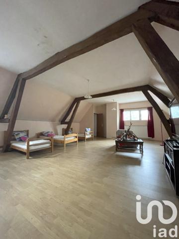 Maison à vendre 12 pièces 630 m² Rue