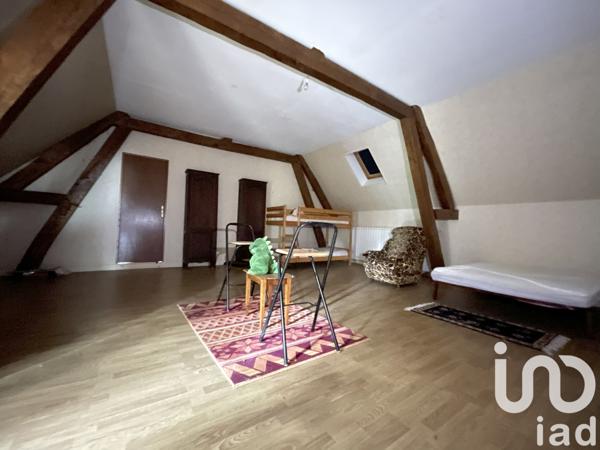 Maison à vendre 12 pièces 630 m² Rue