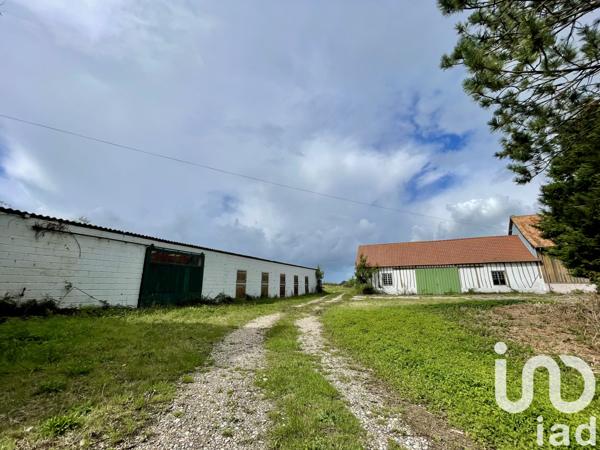 Maison à vendre 12 pièces 630 m² Rue