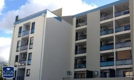 Appartement à louer 2 pièces 27.77m² Saint-Denis (97490)