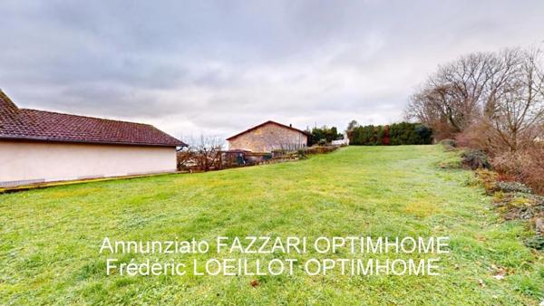 À VENDRE en exclusivité, proche de la Belgique et du Luxembourg, une maison individuelle à terminer sur grand sous-sol avec terrain de 1863 m², Vue panoramique sur la verdure !