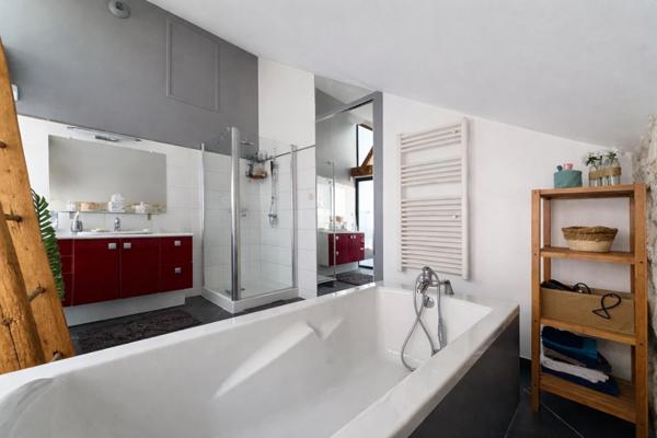 Maison de caractère entièrement rénovée au cœur de Paray-le-Monial