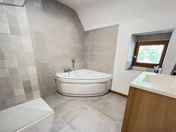 EXCLUSIVITE COUP DE COEUR GUICHEN Maison en Pierres - Proximité Gare axe RENNES -REDON