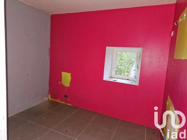 Maison de village 4 pièces de 42 m² à Jars (18260)