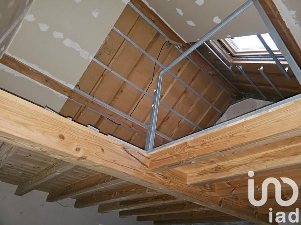 Maison de village 4 pièces de 42 m² à Jars (18260)