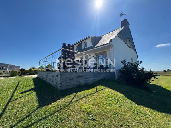 À vendre à NAIZIN - Maison familiale de 7 chambres sur 2855 m² de terrain clos et un sous-sol