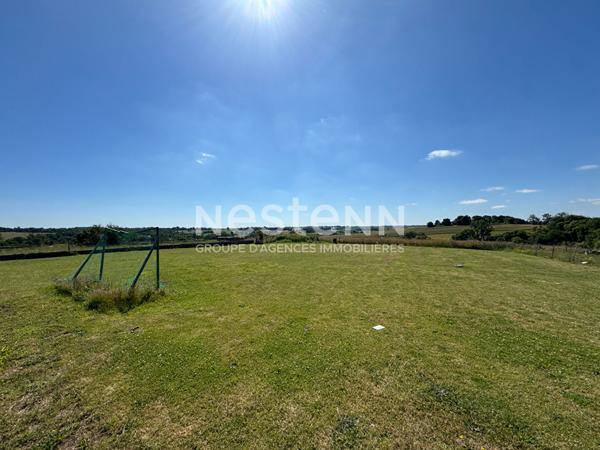 À vendre à NAIZIN - Maison familiale de 7 chambres sur 2855 m² de terrain clos et un sous-sol