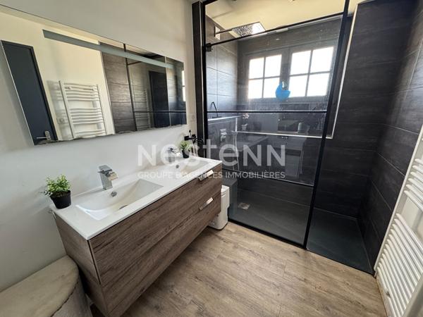 À vendre à NAIZIN - Maison familiale de 7 chambres sur 2855 m² de terrain clos et un sous-sol