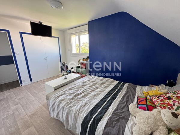 À vendre à NAIZIN - Maison familiale de 7 chambres sur 2855 m² de terrain clos et un sous-sol