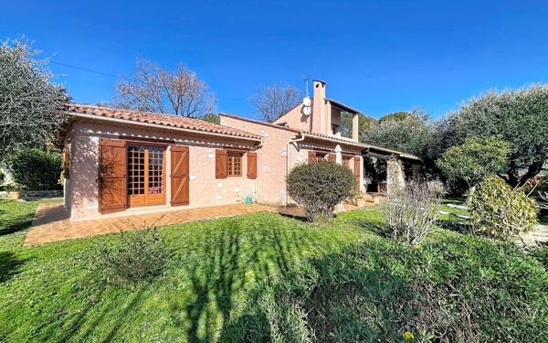 Maison à vendre    4 pièces • 131 m2 Roquefort-les-Pins