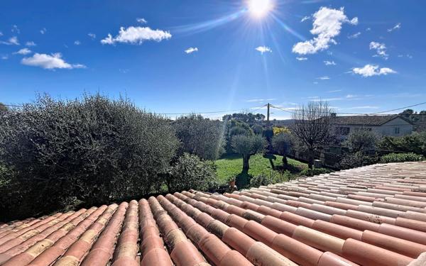 Maison à vendre    4 pièces • 131 m2 Roquefort-les-Pins