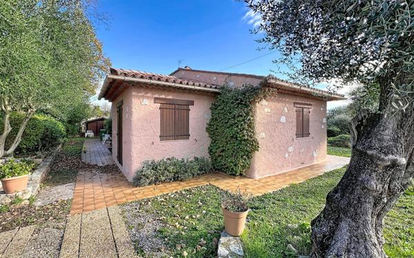 Maison à vendre    4 pièces • 131 m2 Roquefort-les-Pins