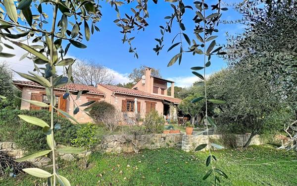 Maison à vendre    4 pièces • 131 m2 Roquefort-les-Pins