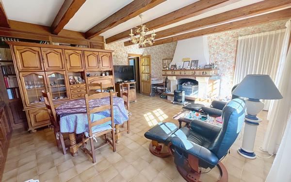 Maison à vendre    4 pièces • 131 m2 Roquefort-les-Pins