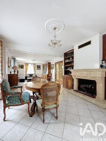 Maison à vendre 10 pièces 215 m² Villers-Marmery