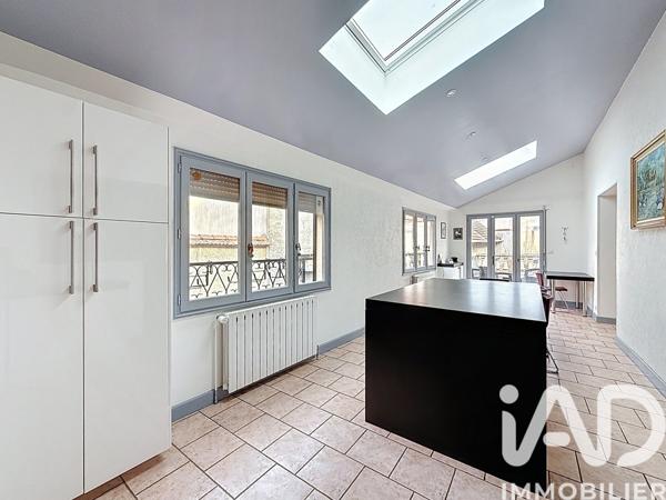 Maison à vendre 10 pièces 215 m² Villers-Marmery